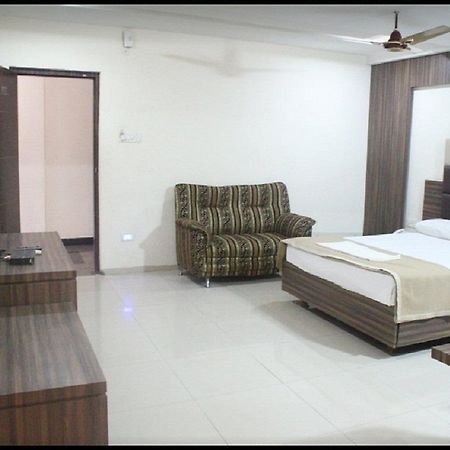 A.R Grand Hotel Visakhapatnam Dış mekan fotoğraf