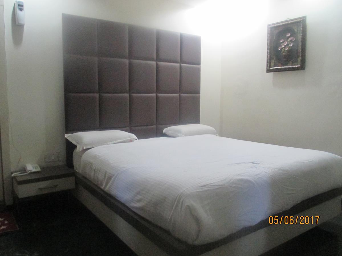 A.R Grand Hotel Visakhapatnam Dış mekan fotoğraf